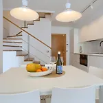 Luxury El